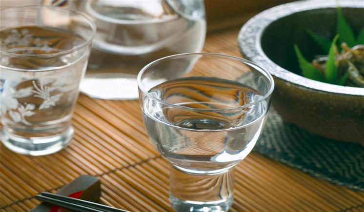 霜降|建议男人：过了40别太心疼钱，这4种酒该喝就喝，别让身体亮红灯