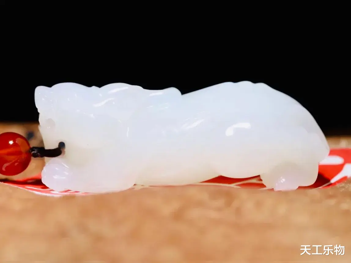 |透的好还是不透的好？解密和田玉的透光性之谜！