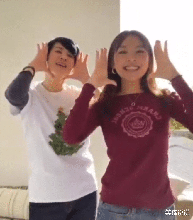 吴君如|吴君如晒与女儿跳舞视频:16岁Jillian与妈妈齐高,五官很像爸爸陈可辛!