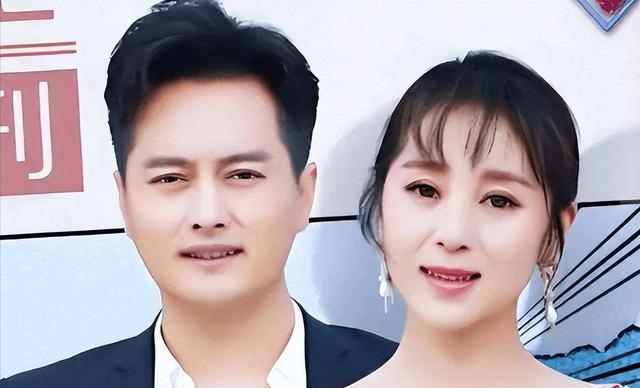 钟云飞|云飞和高月离婚6年后,一个娶北大才女,一个带着女儿艰难生活