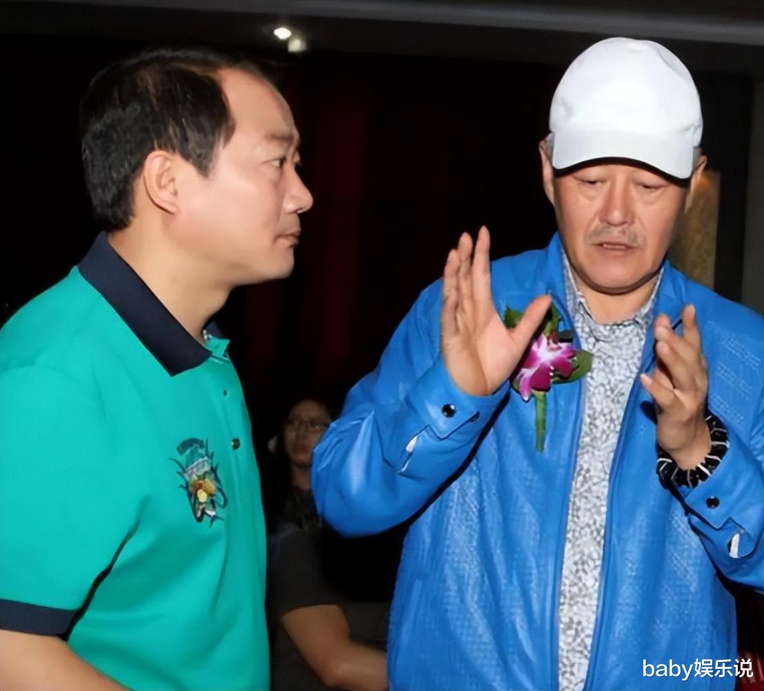 唐鉴军|“赵本山接班人”唐鉴军：走红后拒绝抛弃不孕妻子，如今苦尽甘来