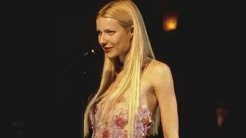 |“铁人女友”小辣椒早年R级电影盘点