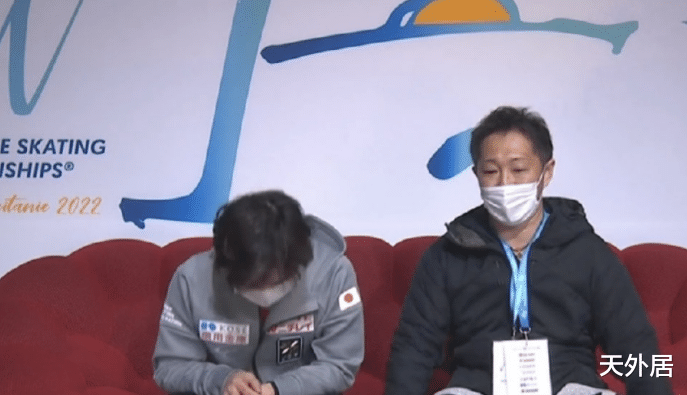 日本队|日本队包揽前三，4人破百分！奥运冠军退出花滑世锦赛，成就新王