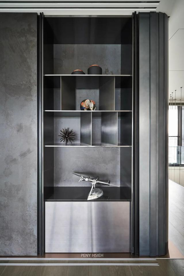 250㎡现代别墅,朴素自然、简约文艺,令人舒适惬意