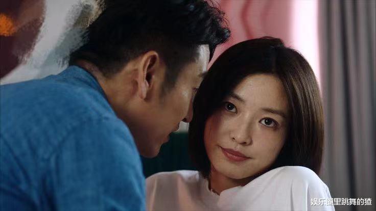 妻子的选择|上线1天，播放破千万，国产爱情复仇剧“天花板”，已被改写了？