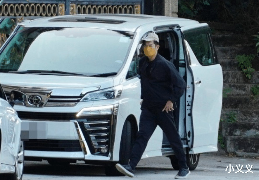 大S|香港疑似发生地震,众星惊慌失措深夜发文,郑秀文吓到表情呆滞