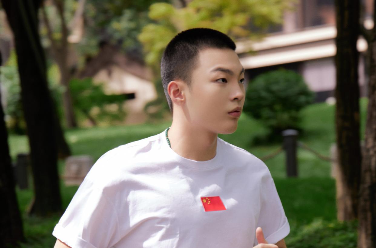 gai|排面十足！巅峰对决后小白亮相陕西卫视音缘长安，开始走向主流！