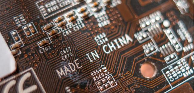 芯片|每月减少56亿芯片进口,美媒:“断供”是一个错误的选择