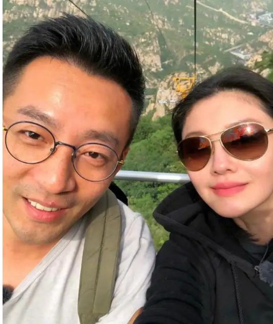 刘涛|王伟忠首谈大S家事,透露对方有向他道歉,让汪小菲专注于事业