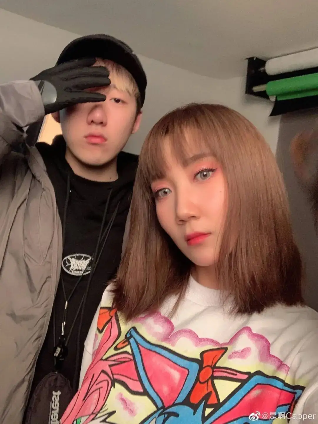 capper|乃万 capper互相取关,因为一个女网红?