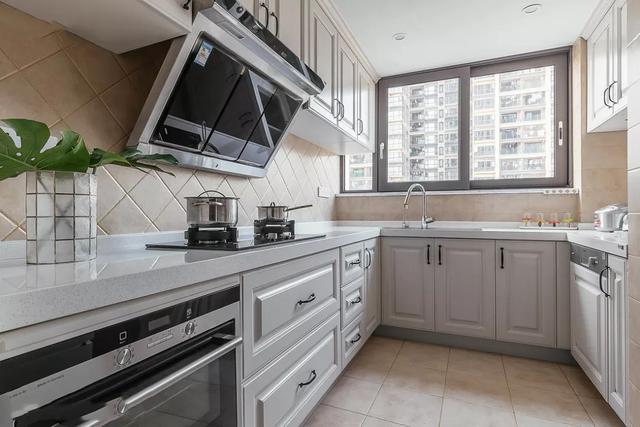 踩了800多次坑才敢告诉你:厨房这7样东西,一样都不能少装