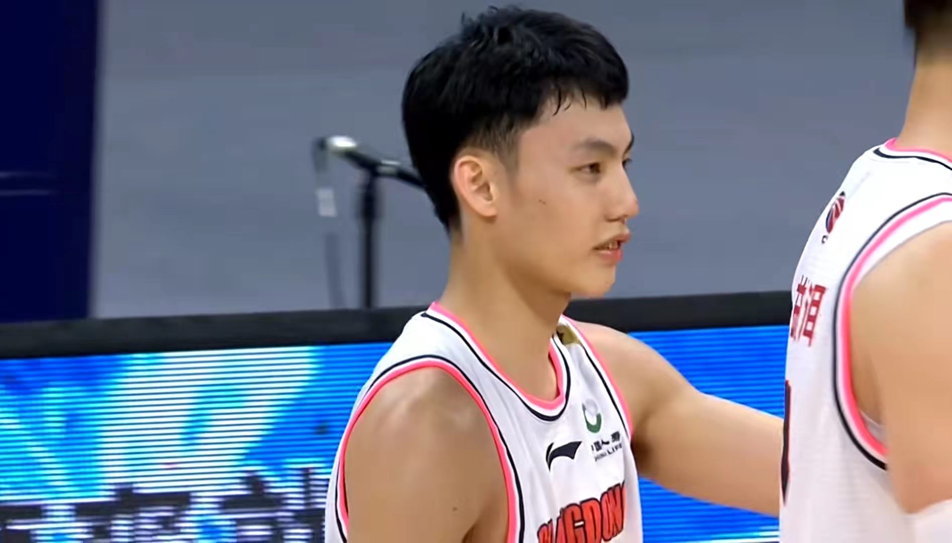 广东男篮|CBA季后赛：广东队战胜浙江稠州队，晋级4强。徐杰25分，发挥出色。