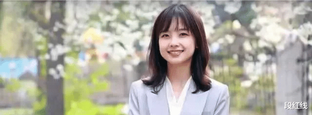 王冰冰|王冰冰疑似被央视开除，官宣恋情引风波，深挖求学经历令人佩服