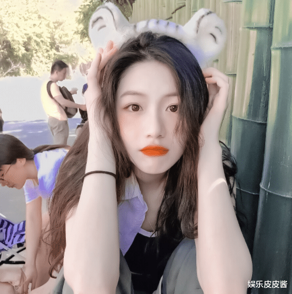 |凌晨1点发千字长文，随后秒删，向涵之的迷惑行为透漏出太多信息！