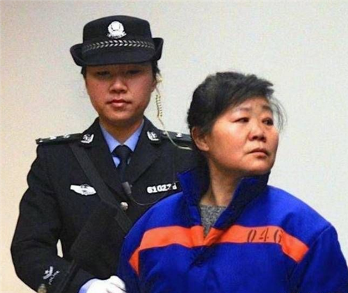 2013年陕西产科主任张素霞,宁愿判死刑,也拒不交代贩卖孩子下落
