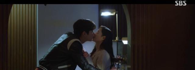 成毅|《社内相亲》安孝燮金世正假约会彼此都好心动！霸总终于发现真相