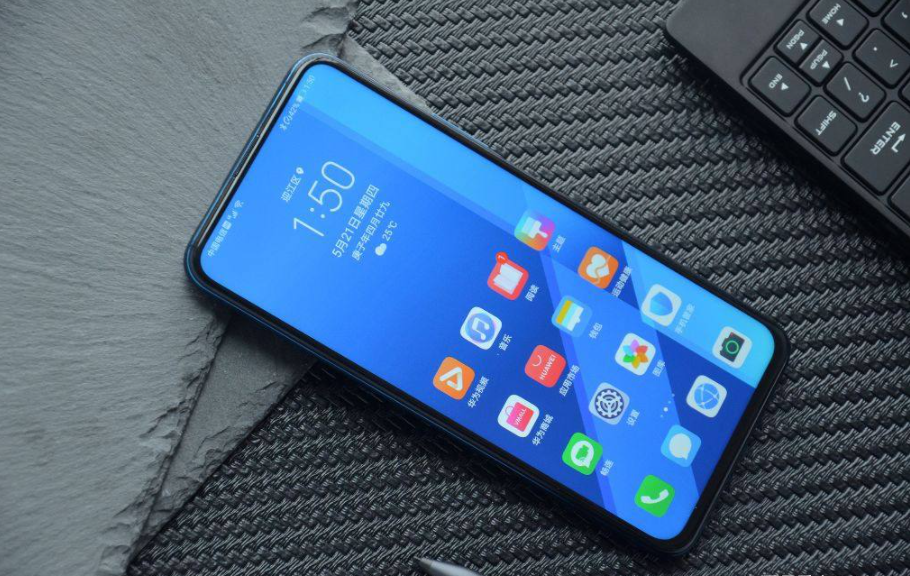 华为鸿蒙系统|麒麟芯片+4000万三摄，从1899元跌至1180元，鸿蒙5G手机更亲民了