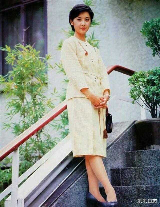 高圆圆|北京盛产美女！来自北京的10位女星，个个貌美如花，楚楚动人