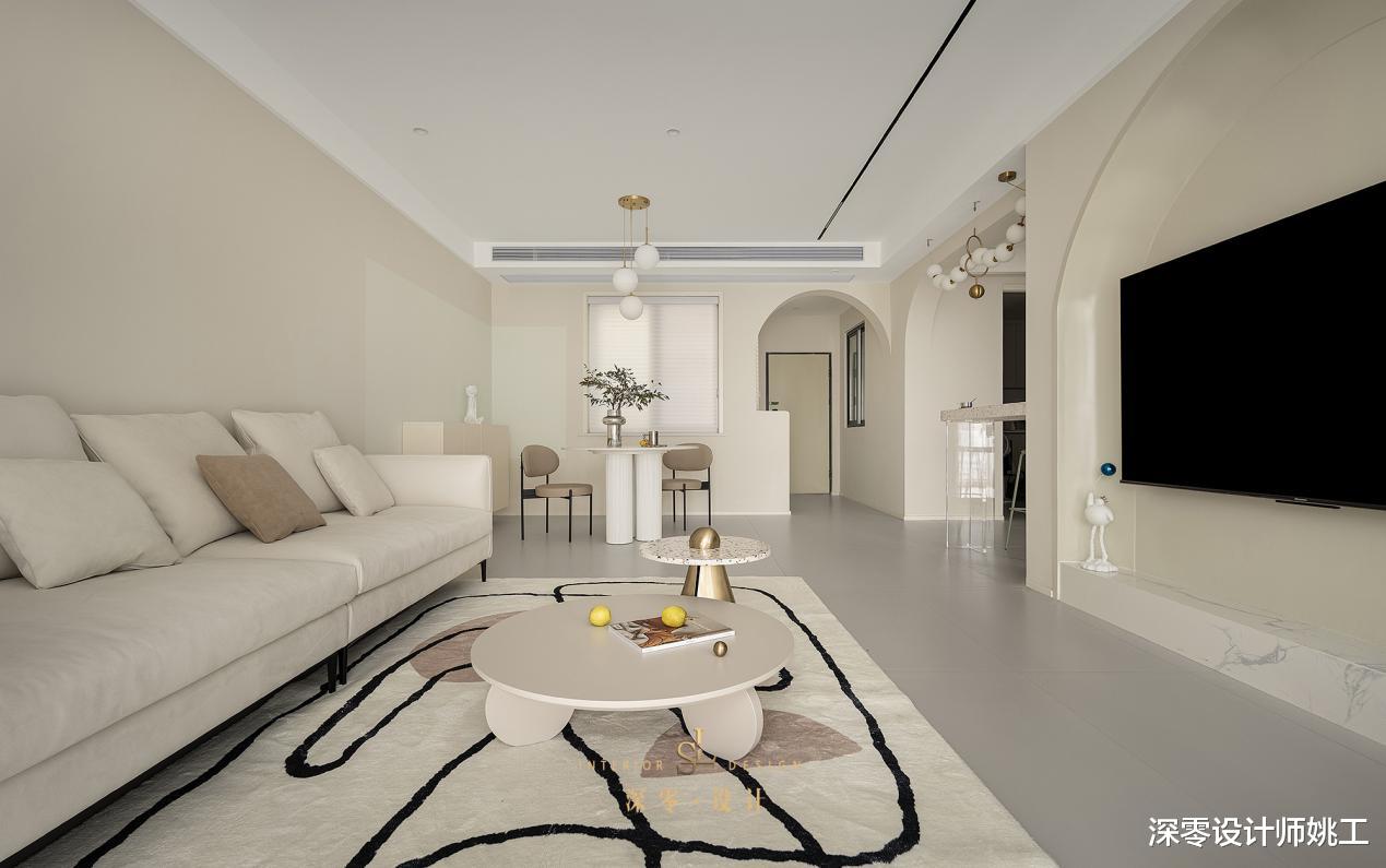 这个家才符合年轻人的审美！130㎡装修不奢华，全屋清爽又大方