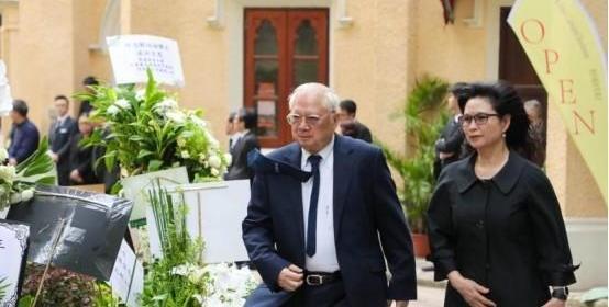 虎门大桥每天收300万过路费,其建造人承诺:赚回成本后捐给国家