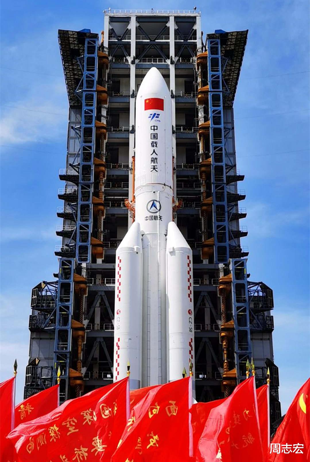 为了减重,长征五号火箭铝壳仅厚3毫米,图好看刷几百公斤白漆?