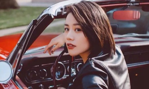 马思纯|网友英国偶遇马思纯张哲轩 金马影后被曝怀孕海外待产