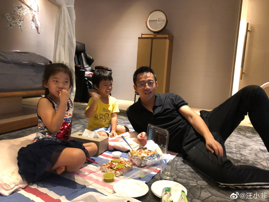 大S|被大S秀恩爱惹怒？汪小菲再次改名改简介，彻底撇清与大S的关系