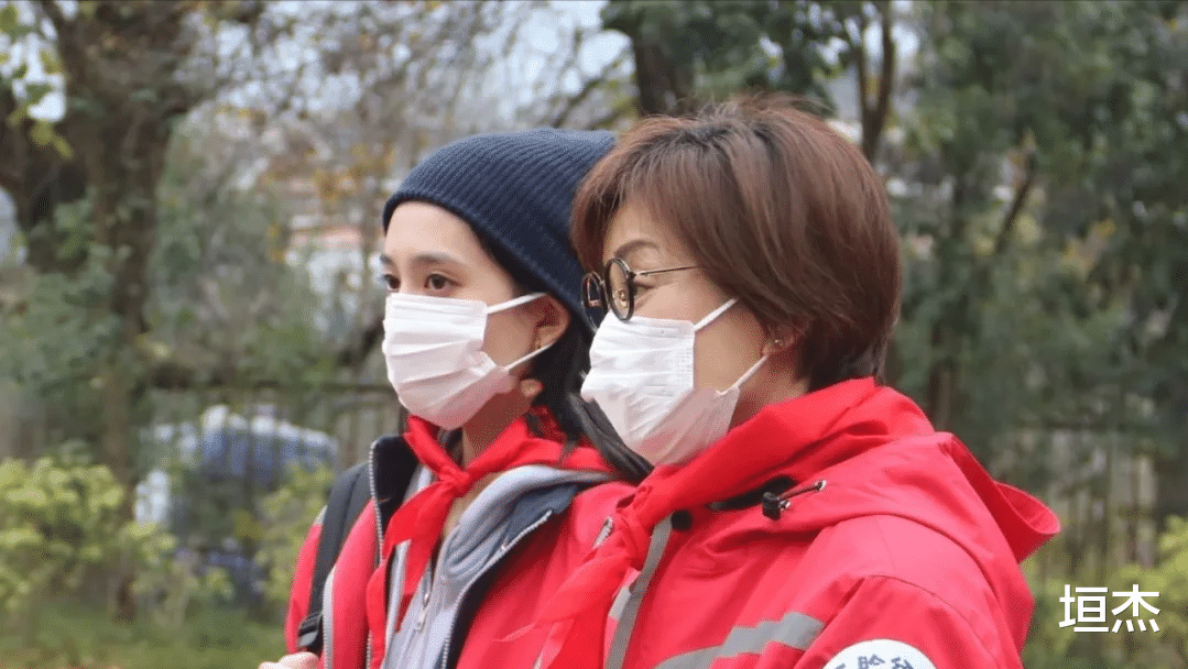 毛阿敏|毛阿敏：含泪追忆亡夫，260亿遗产拱手相让，余生只想做个好妈妈