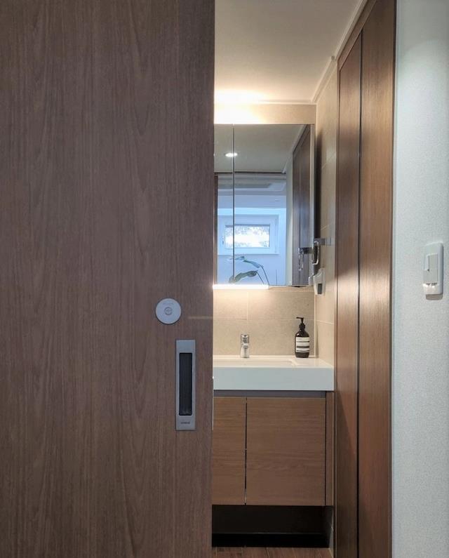 好想也拥有这样一套别墅,露台打造专属空中花园,装修温馨感满满