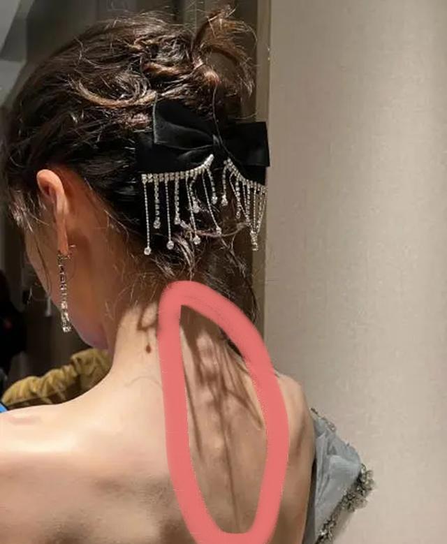 金晨 金晨吃老冰棍缩胃,颖儿一天吃一粒老干妈,揭秘明星极端减肥方法