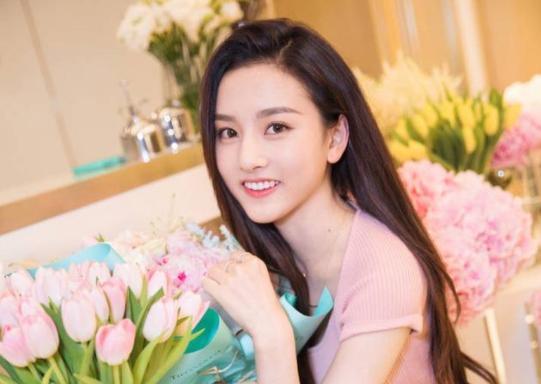 宋祖儿|宋祖儿到底有多火呢？怎么哪部剧都能看到她的名字