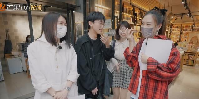 马丽|陈小春路人缘太好,同样是自画像,梁汉文多花了5倍的钱