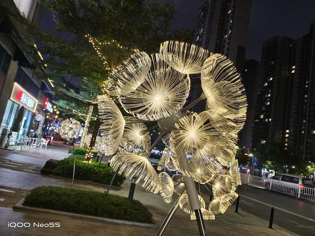 一加科技|iQOO Neo5S三大感受：质感不错，系统进步，骁龙888改观