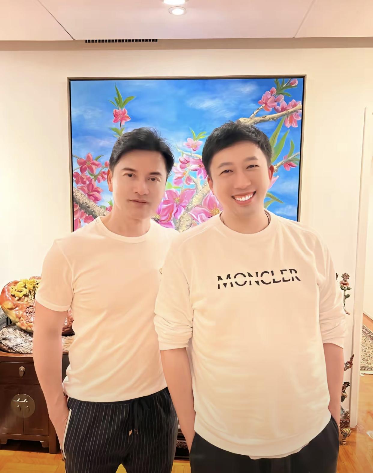 于正|于正与众多港圈大咖聚会，大22岁吕良伟更显年轻，胡慧中风韵犹存