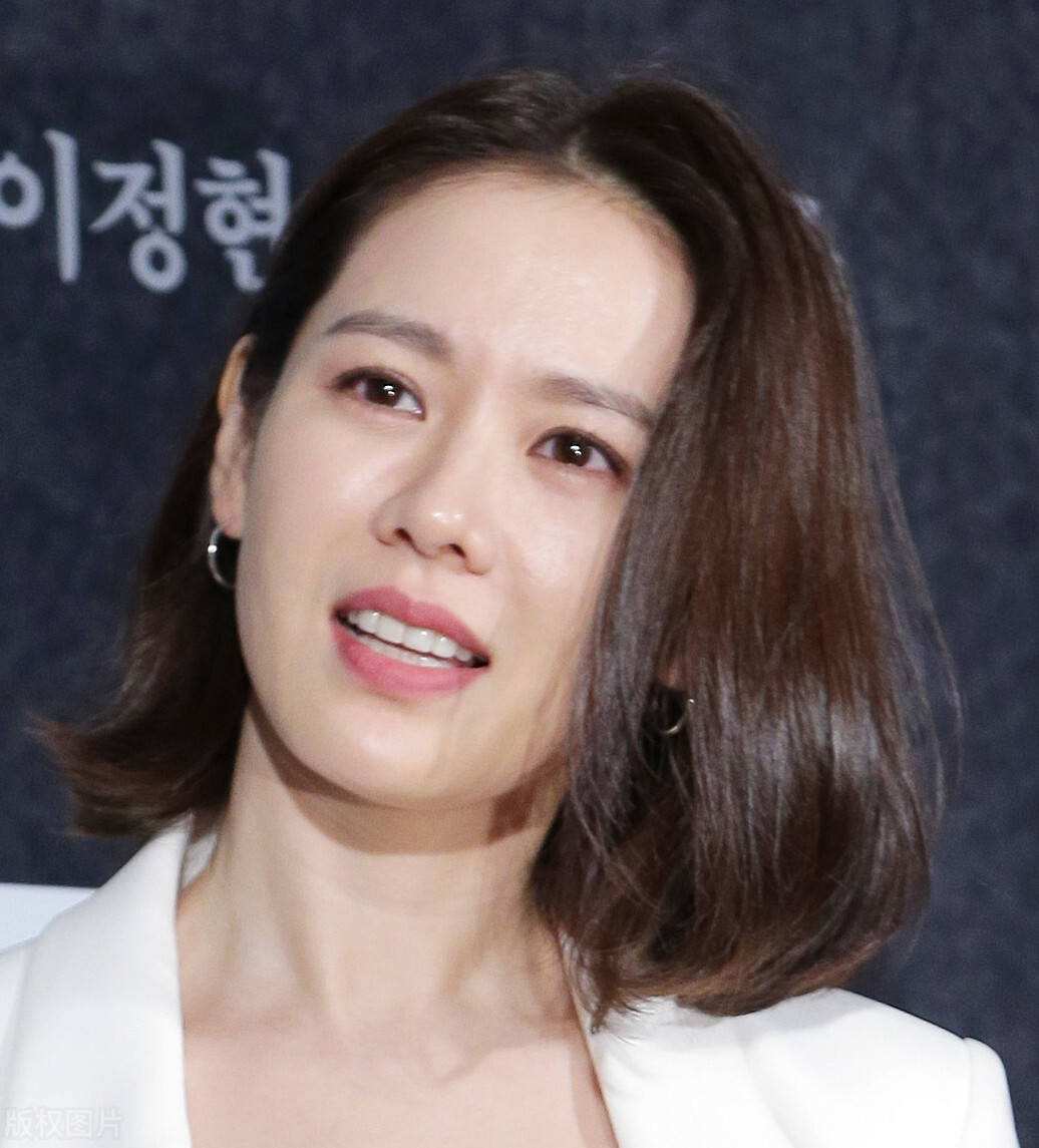 孙艺珍|40岁孙艺珍晒素颜照庆生，皱纹明显皮肤干瘪，玄彬一言不发