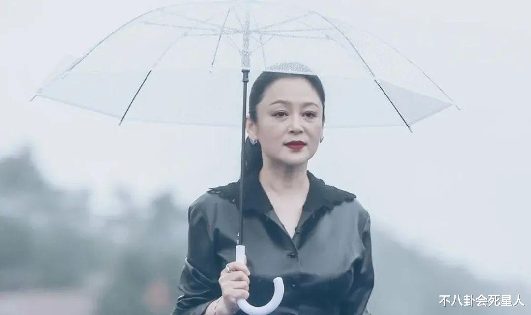 生图|活在滤镜里的“不老女神”,生图下干瘪松弛,眼神无光,原形毕露