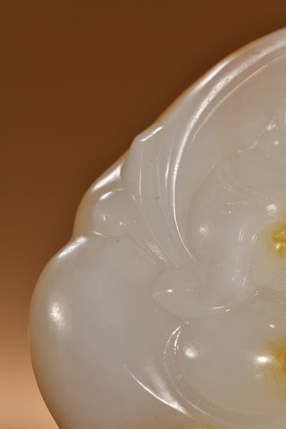 和田玉籽料|和田玉籽料原石雕财神爷摆件