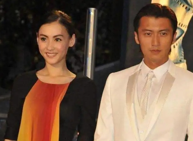 谢霆锋|张柏芝和谢霆锋罕见为同一件事相继发文,只有王菲默不作声被吐槽