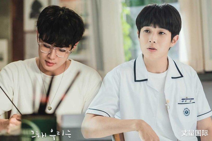 那年我们|《那年我们》剧中隐藏细节解析！国延秀爱上崔雄全因为一碗拌面？