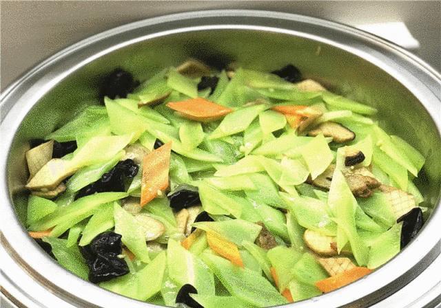 演化速度史无前例,仅40年时间,它们从肉食动物变成了素食者