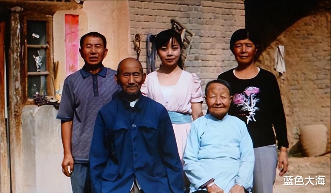 王二妮|\星光大道\王二妮: 放弃百万年薪下嫁农村, 婚后被婆婆当亲女儿疼爱