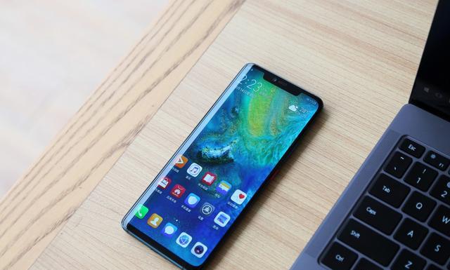 华为鸿蒙系统|IP68防水+2K曲面屏+鸿蒙OS,从5399元跌至1640元,还能再战3年