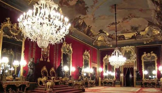 看看美智子的新居,占地6千多平方米装修约6.4亿日元,质朴典雅