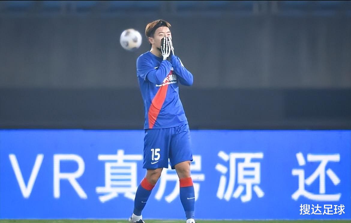 杨旭|前国脚杨旭揭露2年0球原因：压力太大，来到申花后都不敢打门了