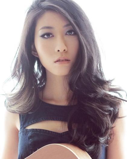 曲婉婷|“云孝女”歌手曲婉婷的毁灭史，她的背后远比你想象的恶劣