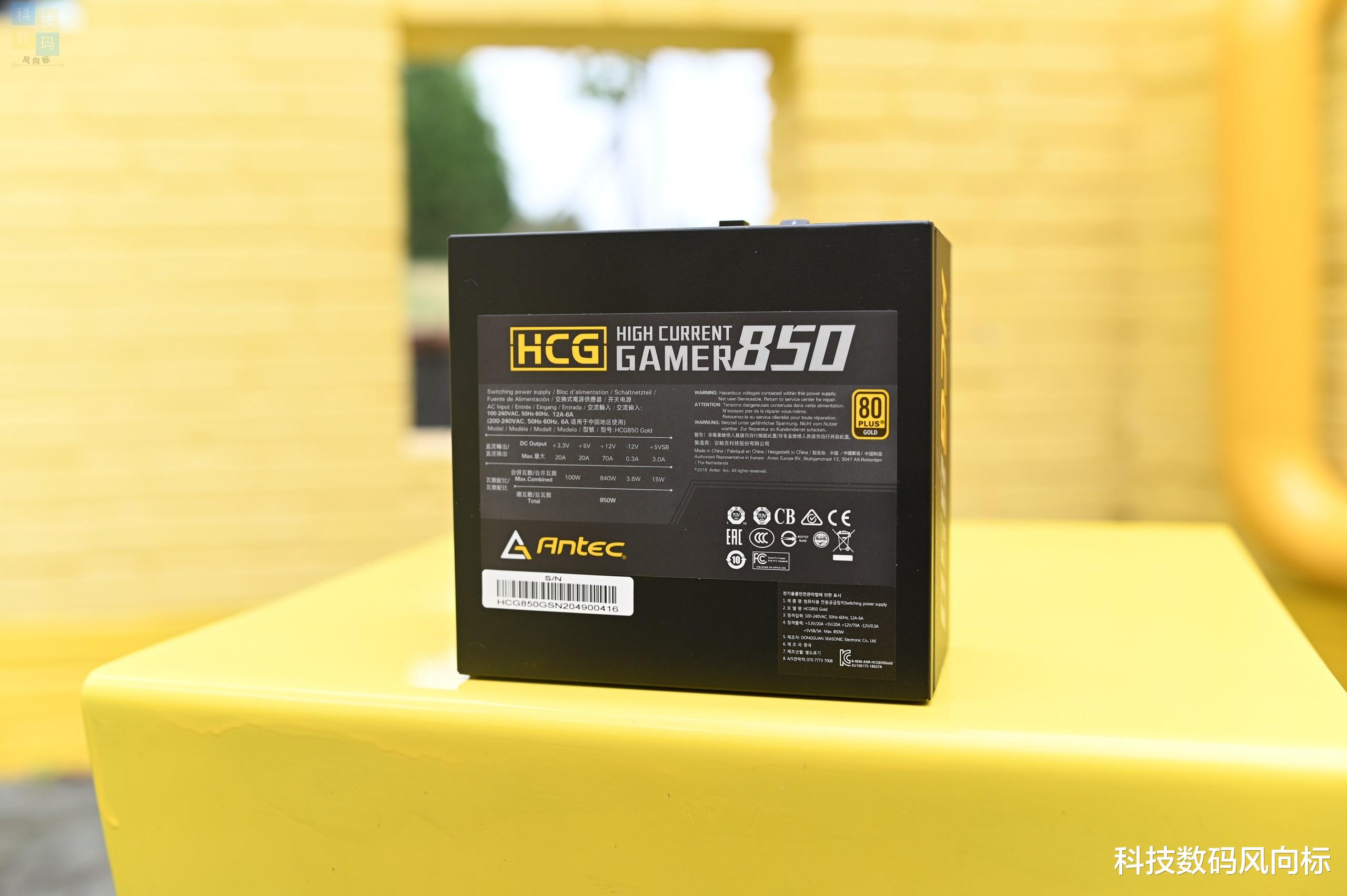 闪存|高速闪存+双?翻盖的固态U盘你用过吗