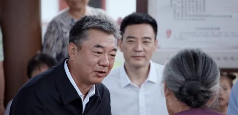 曹立新|县委大院：光明县获得农业厅资金扶持，揭开了现实的遮丑布