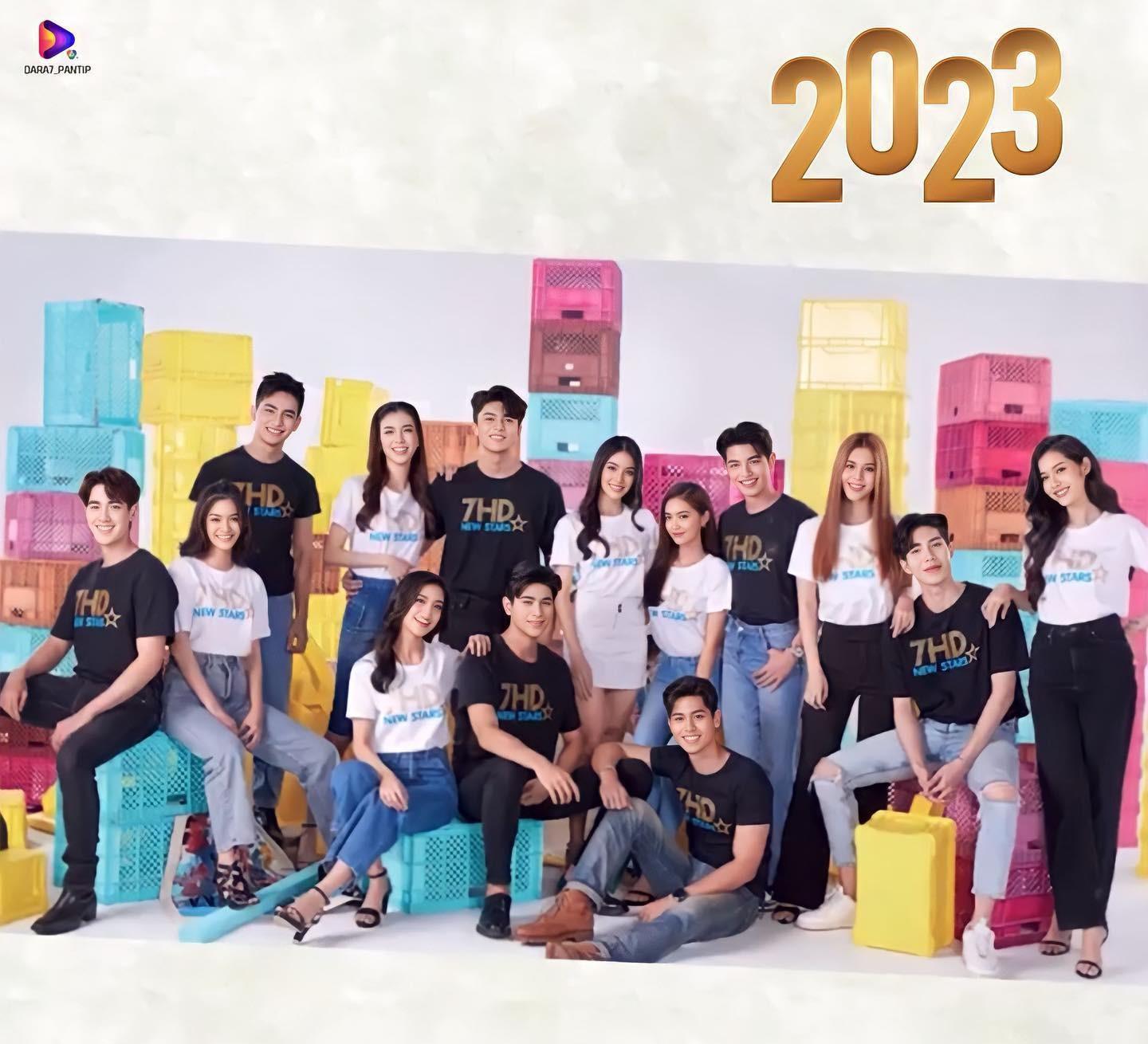 明星|又是一年！泰国7台公开2023明星台历