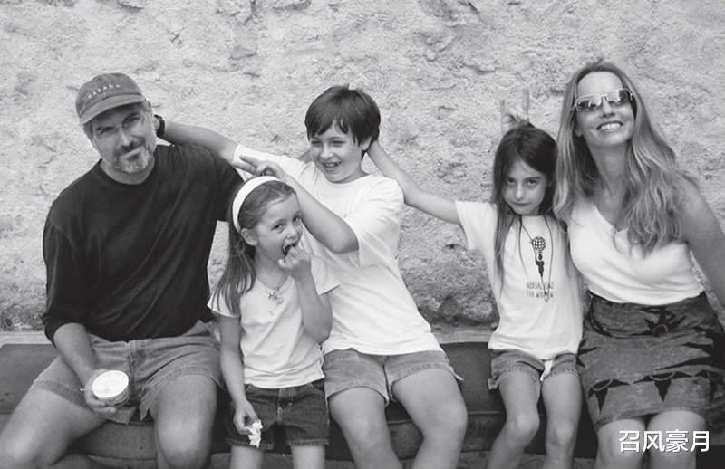 电子商务|乔布斯的大女儿:借邻居的钱上大学,83亿遗产和她无关