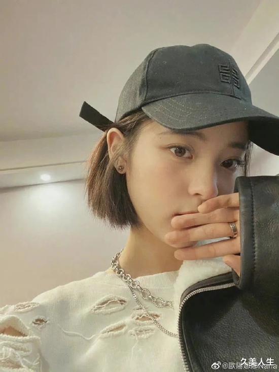 短发 2022最火短发都在她们这里啦!